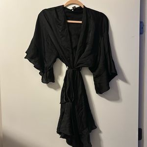 VICTORIAS SECRET black silk robe